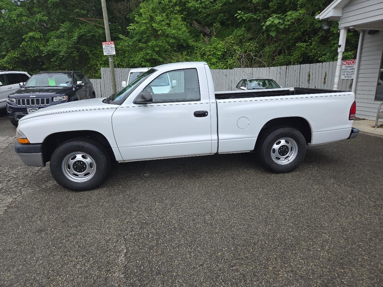 Dodge Dakota Reg Cab 112" WB Sport 2001