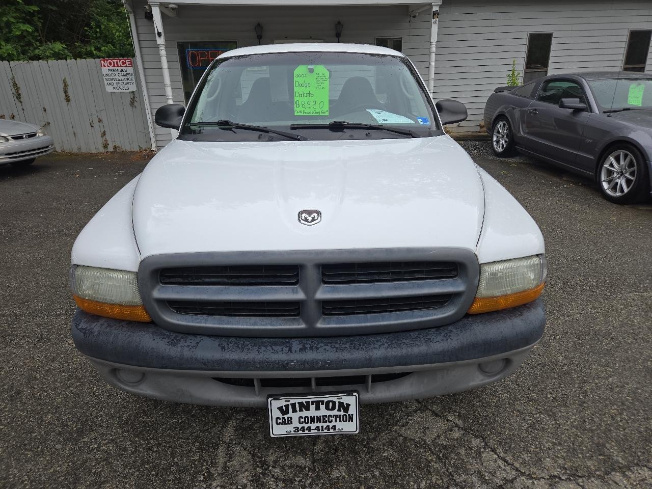 Dodge Dakota Reg Cab 112" WB Sport 2001