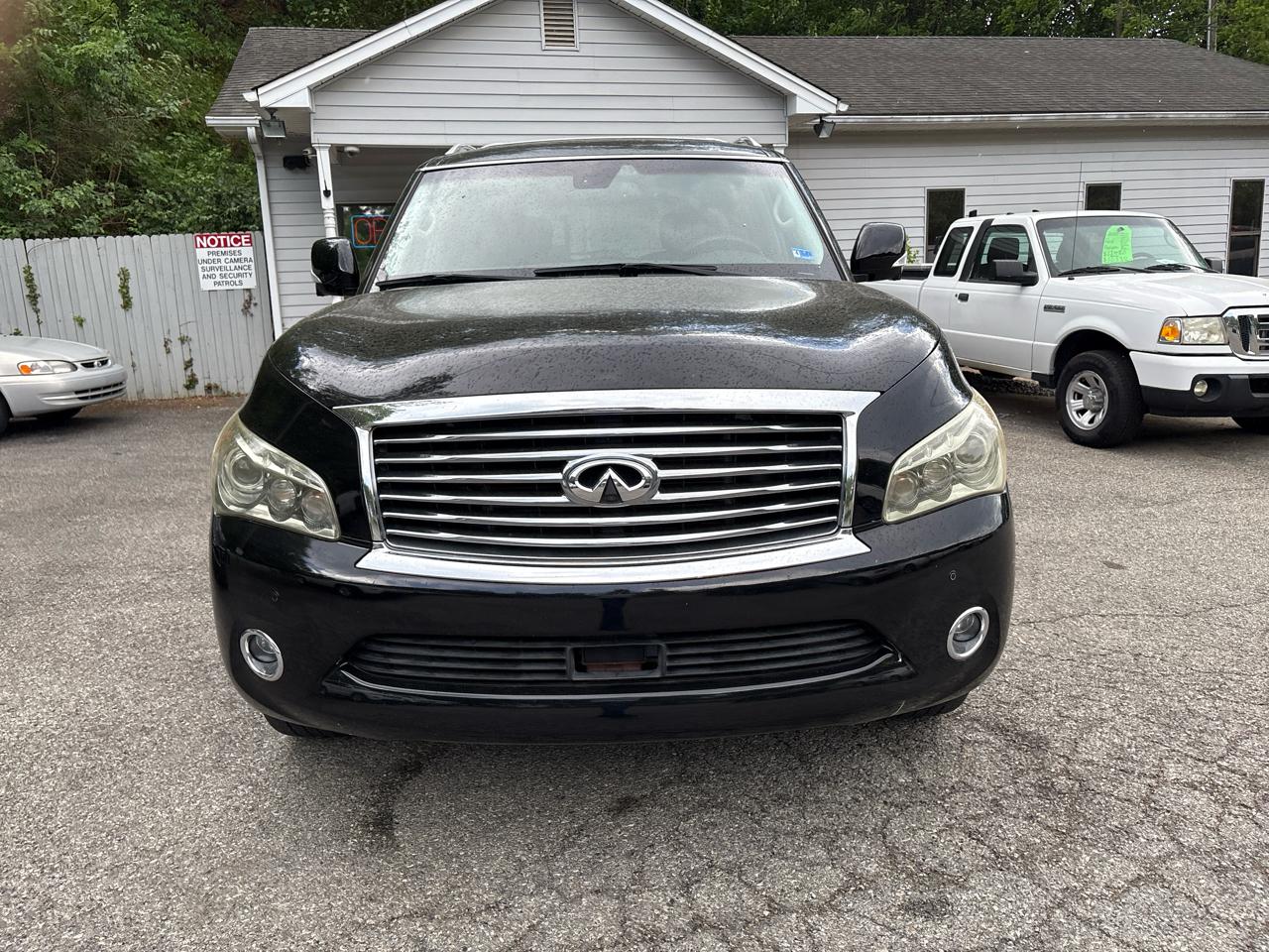 Infiniti QX56 2WD 4dr 7-passenger 2011
