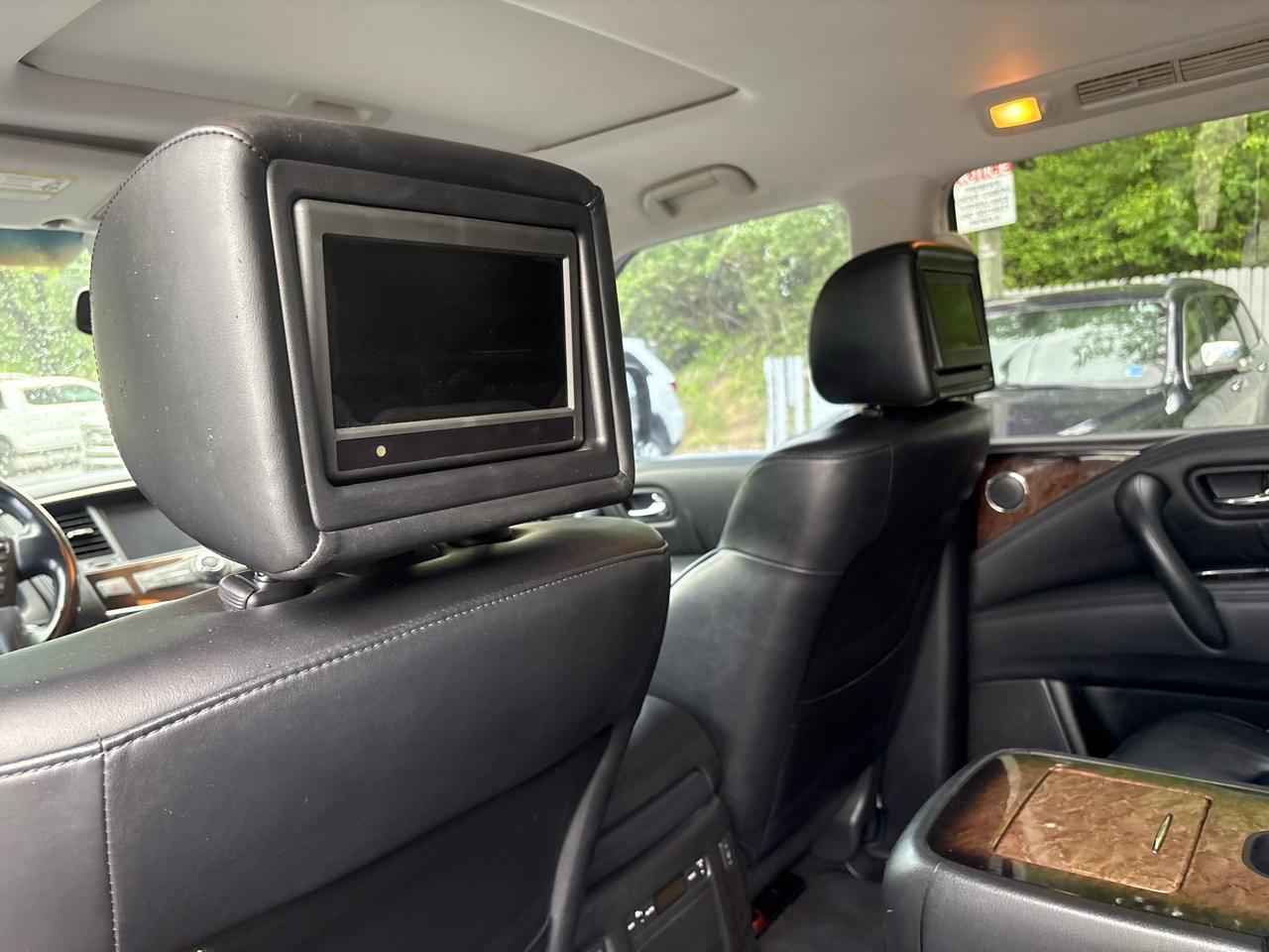Infiniti QX56 2WD 4dr 7-passenger 2011