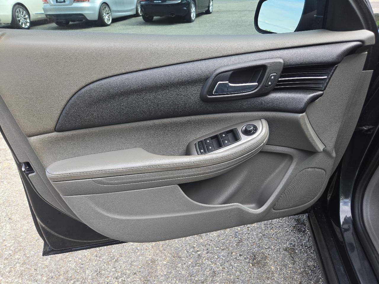 Chevrolet Malibu 4dr Sdn LS w/1LS 2015