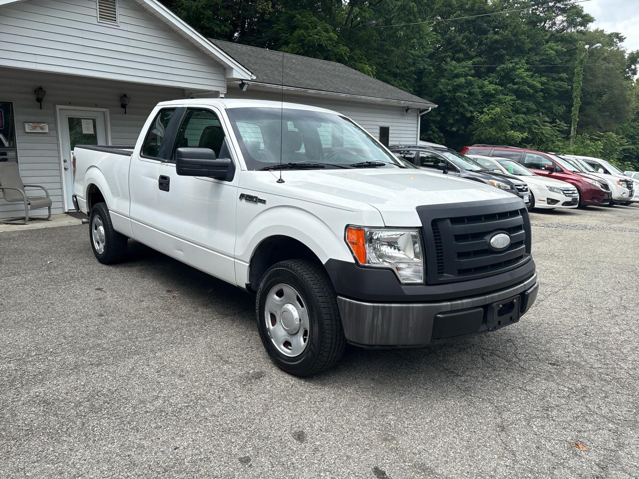 Ford F-150 2WD SuperCab 145" XL 2009
