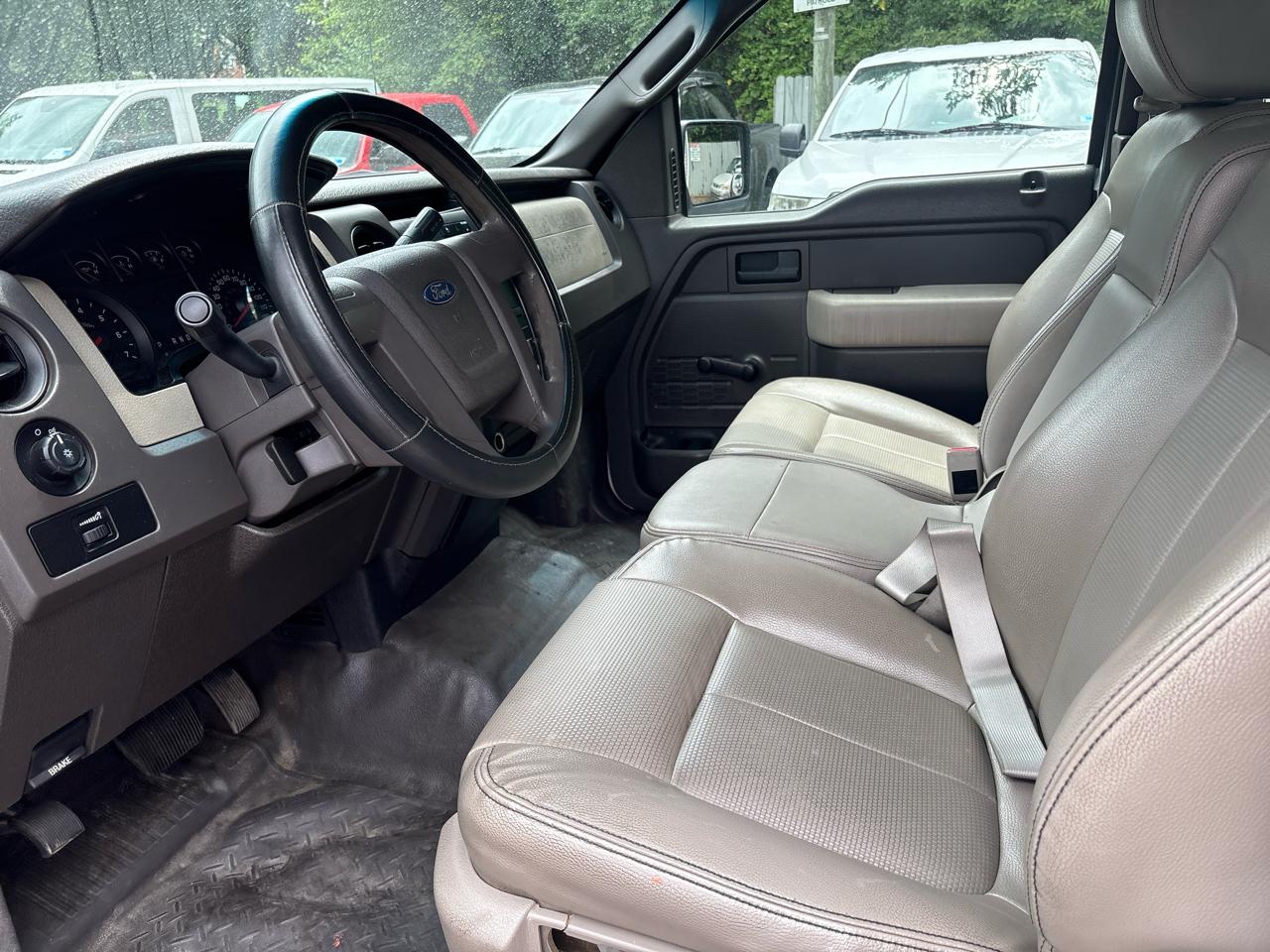 Ford F-150 2WD SuperCab 145" XL 2009