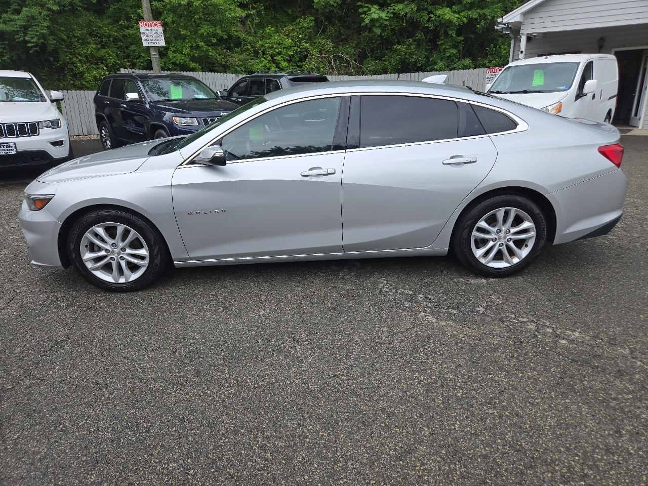 Chevrolet Malibu 4dr Sdn LT w/1LT 2017