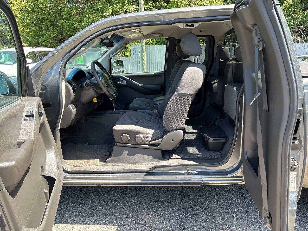 Nissan Frontier 4WD King Cab Auto Nismo 2007