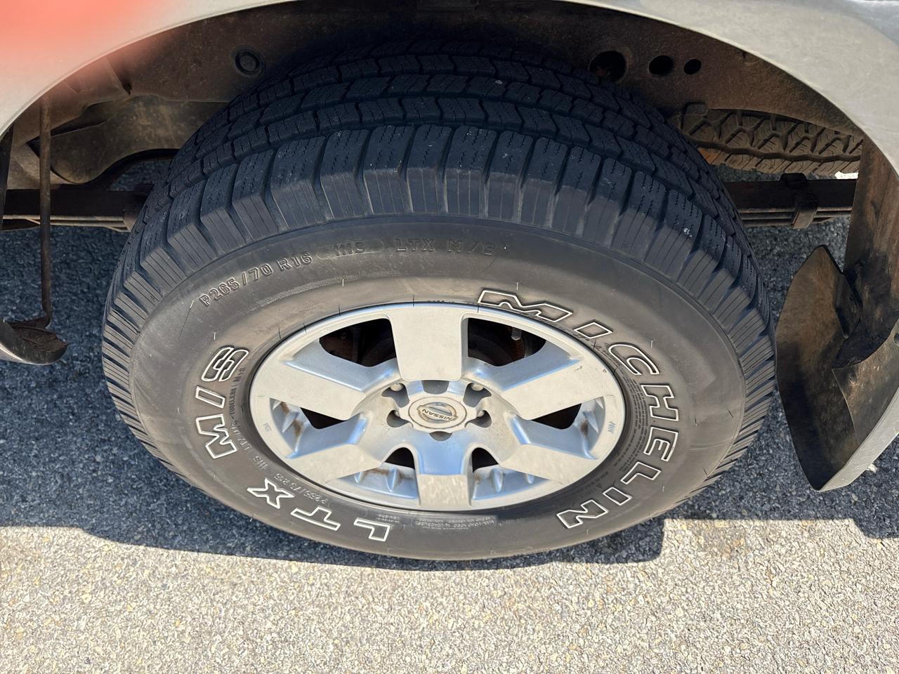 Nissan Frontier 4WD King Cab Auto Nismo 2007