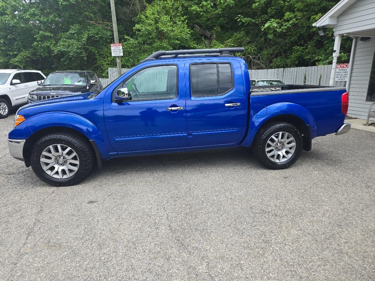 Nissan Frontier 4WD Crew Cab SWB Auto SL 2012