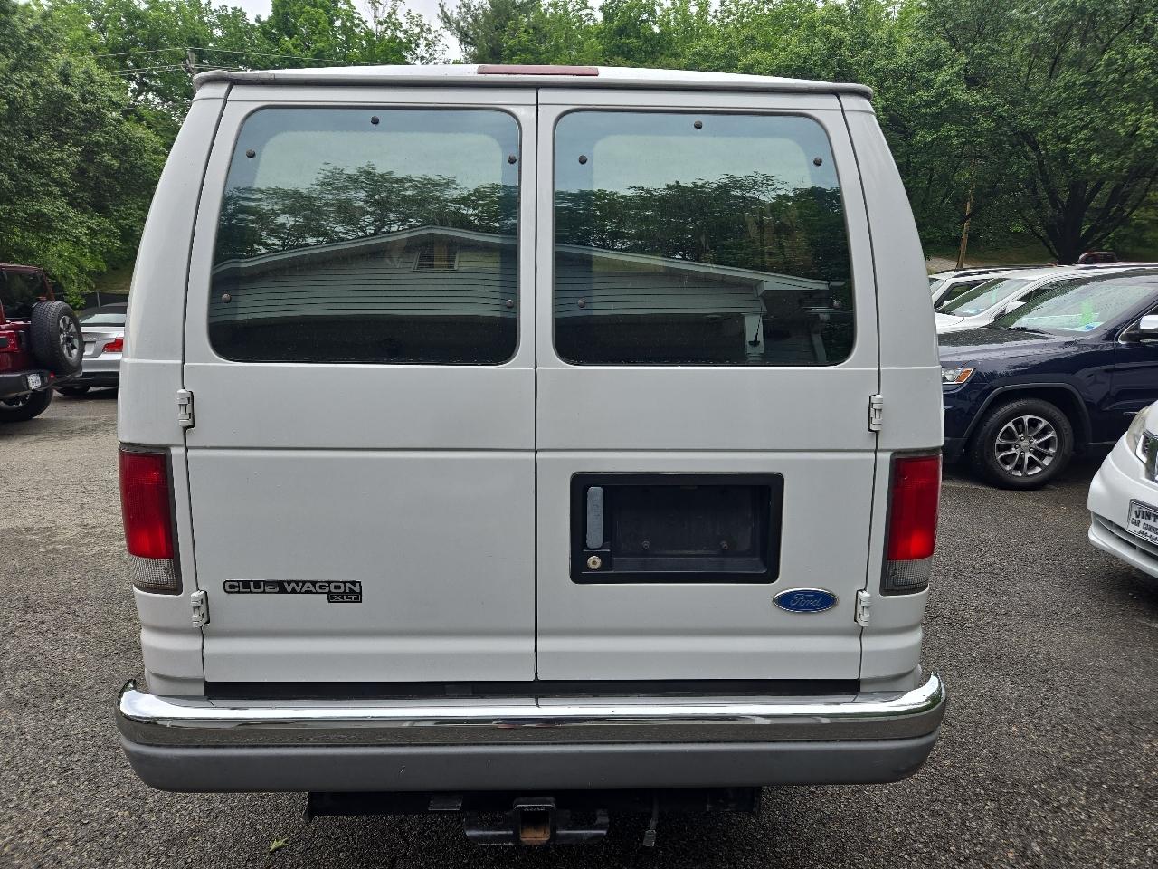 Ford Club Wagon Super 138" WB XLT 1997