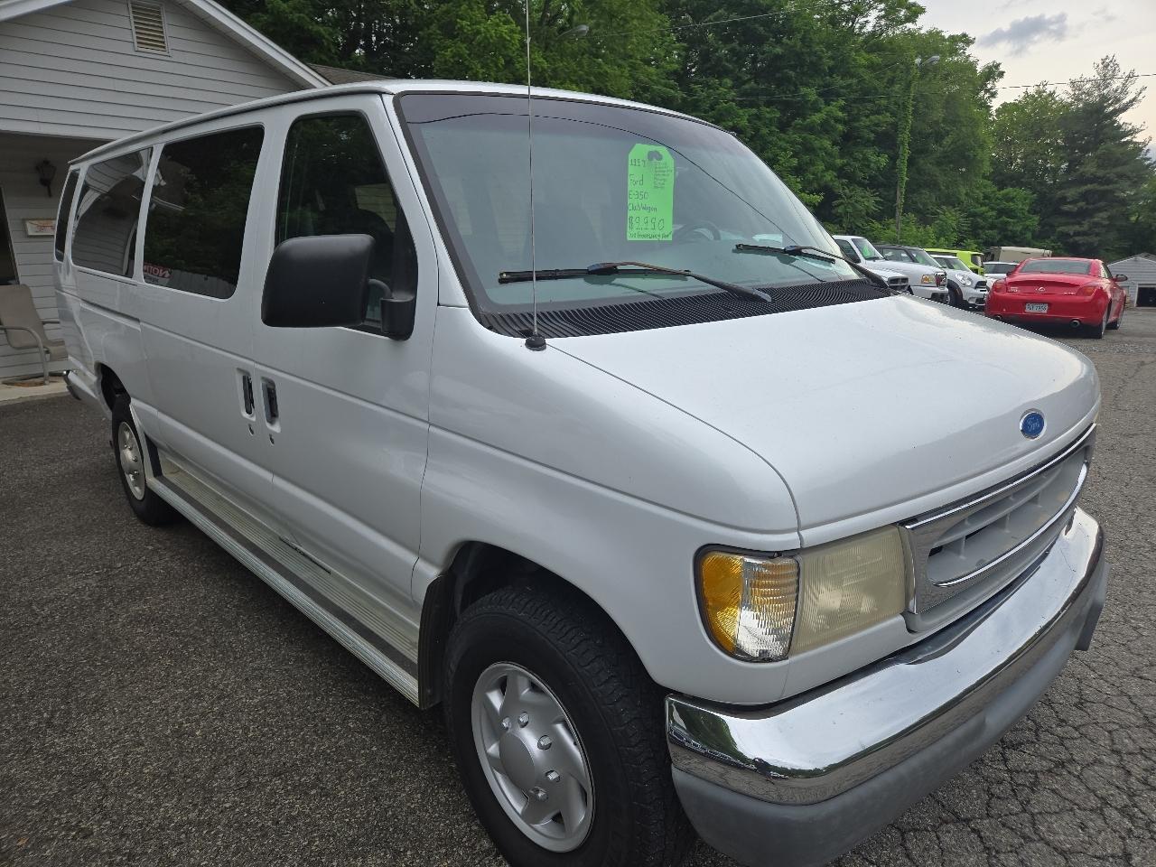 Ford Club Wagon Super 138" WB XLT 1997