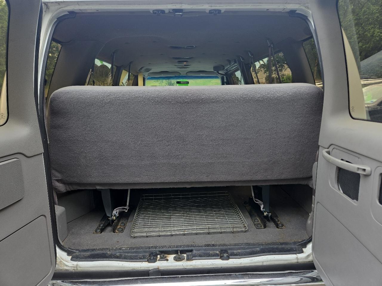 Ford Club Wagon Super 138" WB XLT 1997