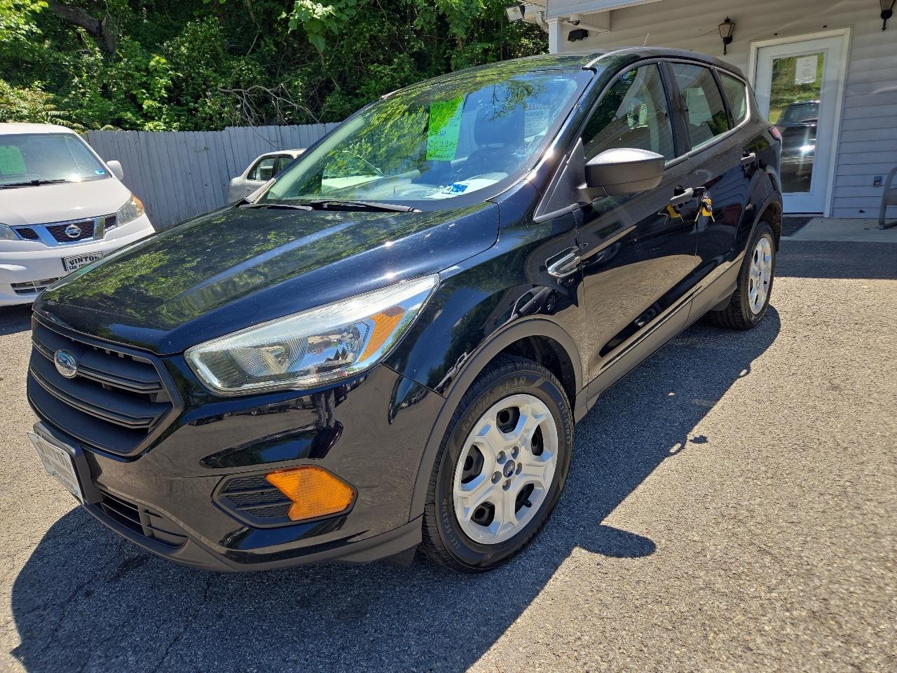2017 Ford Escape S FWD