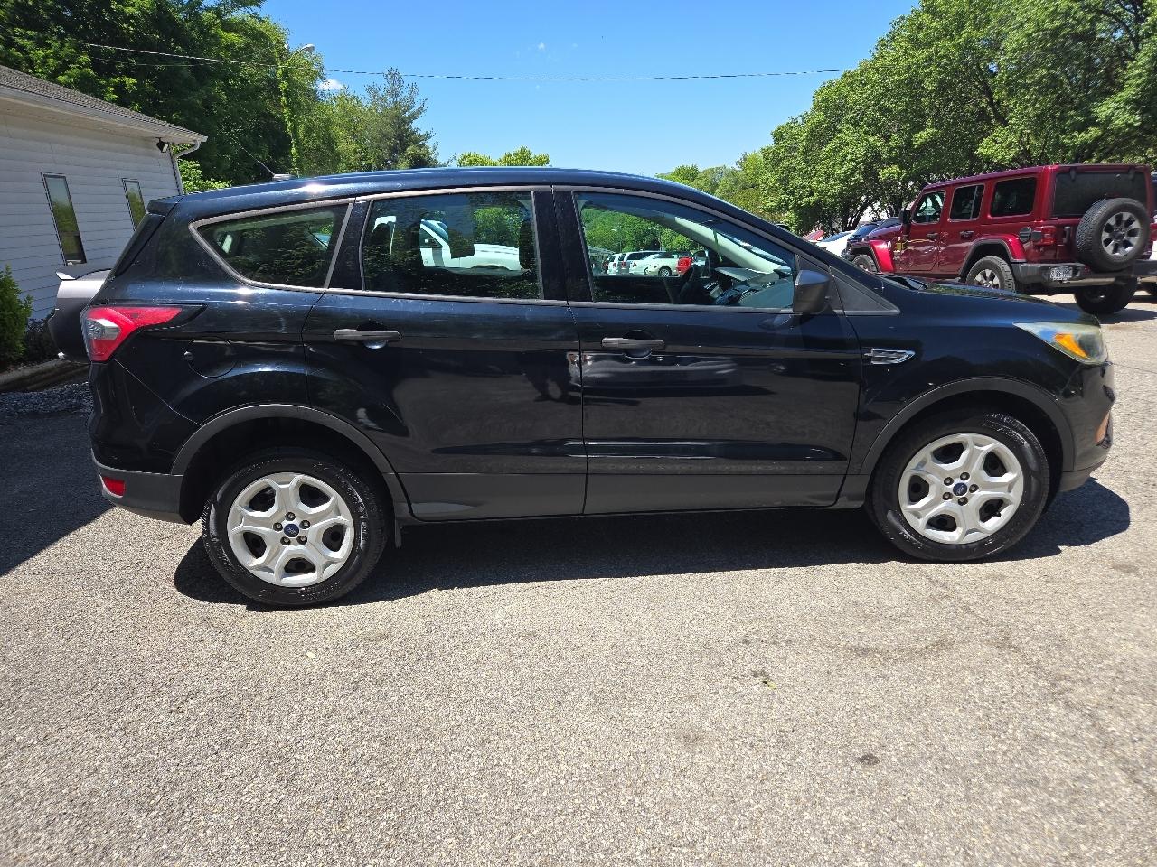 Ford Escape S FWD 2017