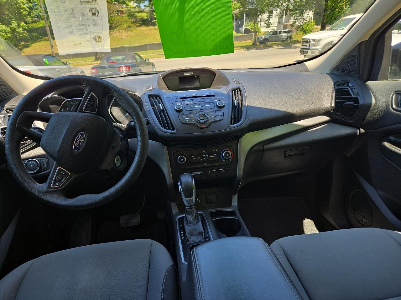Ford Escape S FWD 2017