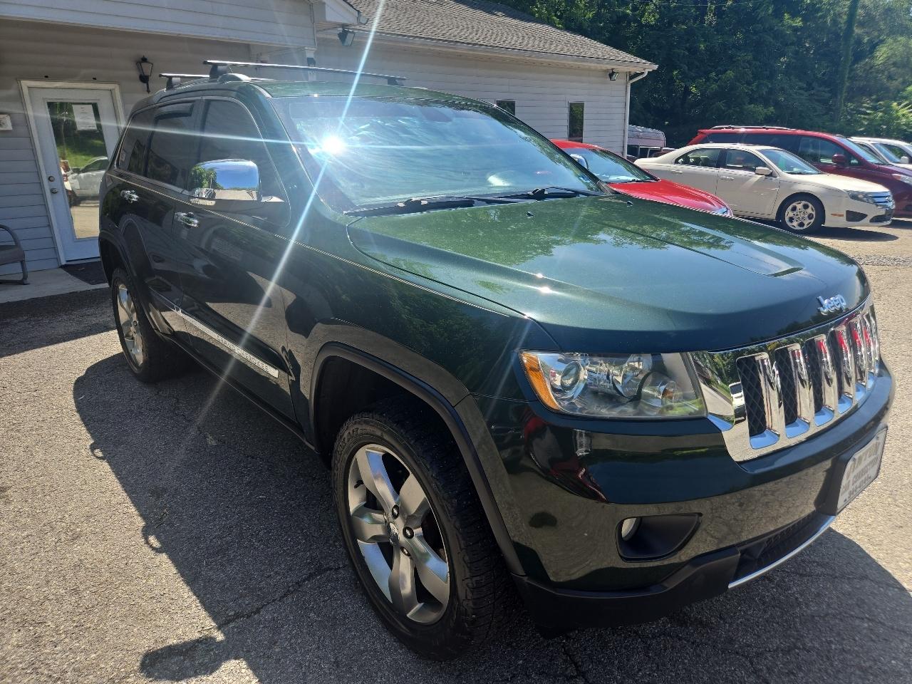 Jeep Grand Cherokee 4WD 4dr Overland 2011