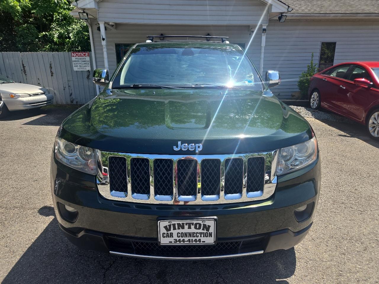 Jeep Grand Cherokee 4WD 4dr Overland 2011