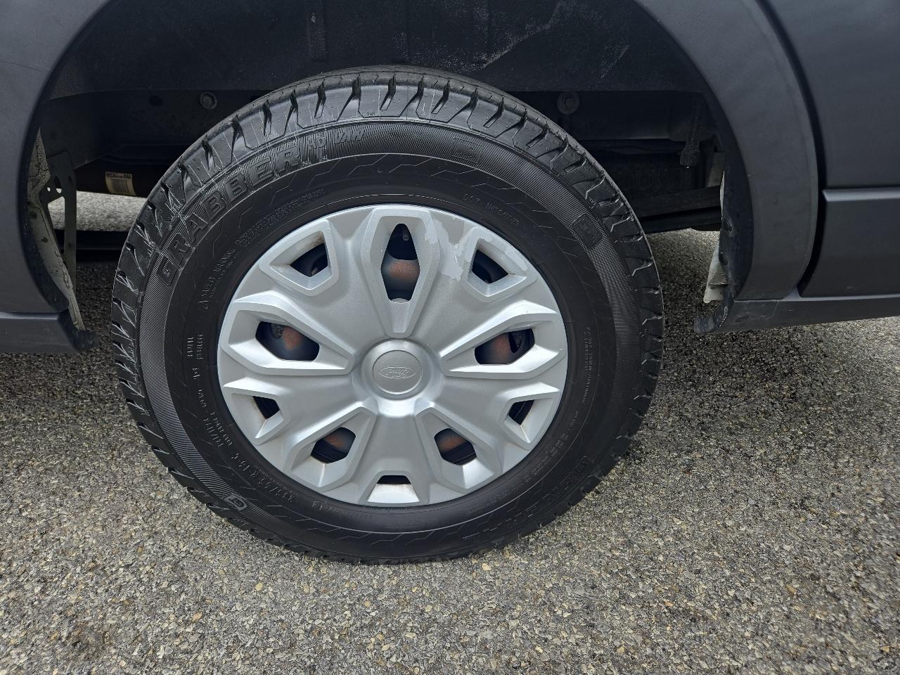 Ford Transit Passenger Wagon T-350 148" Low Roof XLT RWD 2020