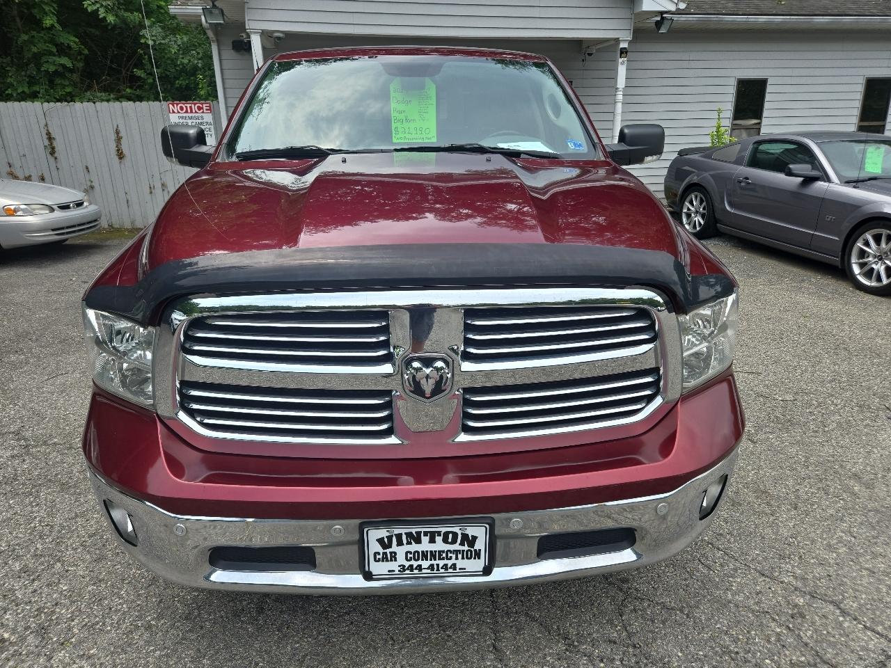 RAM 1500 Big Horn 4x4 Crew Cab 5'7" Box 2017