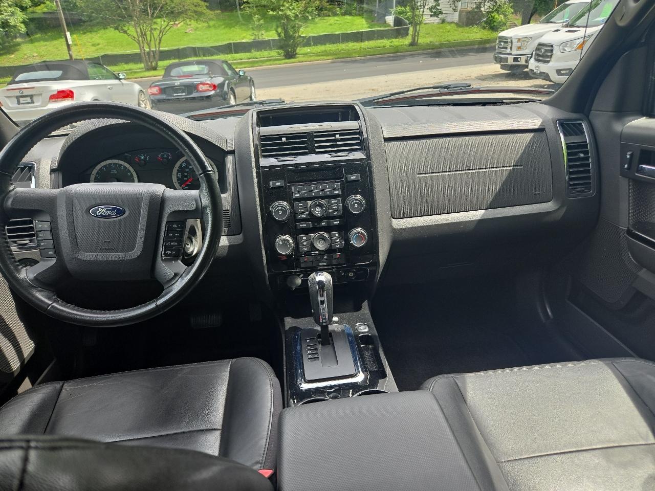 Ford Escape 4WD 4dr Limited 2011