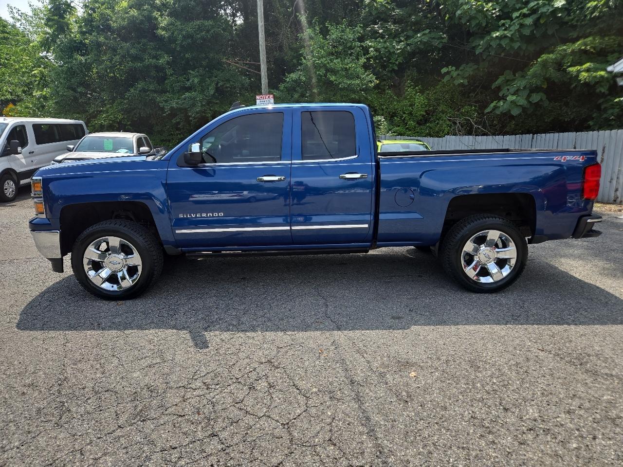 Chevrolet Silverado 1500 4WD Double Cab 143.5" LTZ w/1LZ 2015
