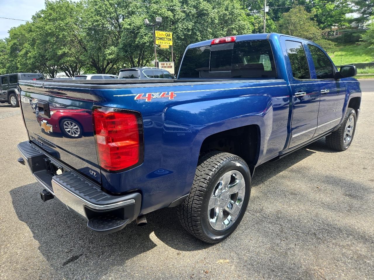 Chevrolet Silverado 1500 4WD Double Cab 143.5" LTZ w/1LZ 2015