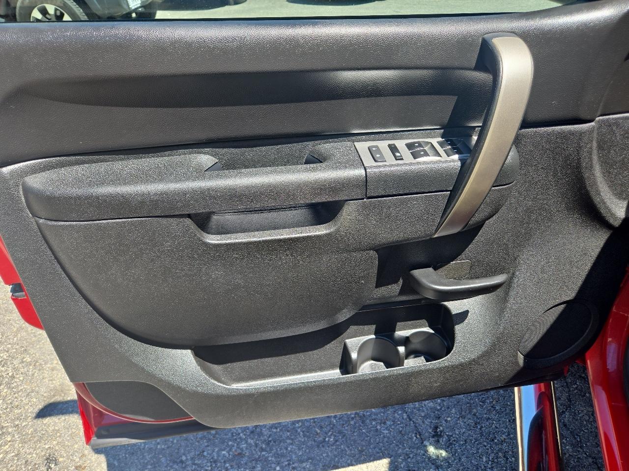 Chevrolet Silverado 1500 4WD Crew Cab 143.5" LT 2013