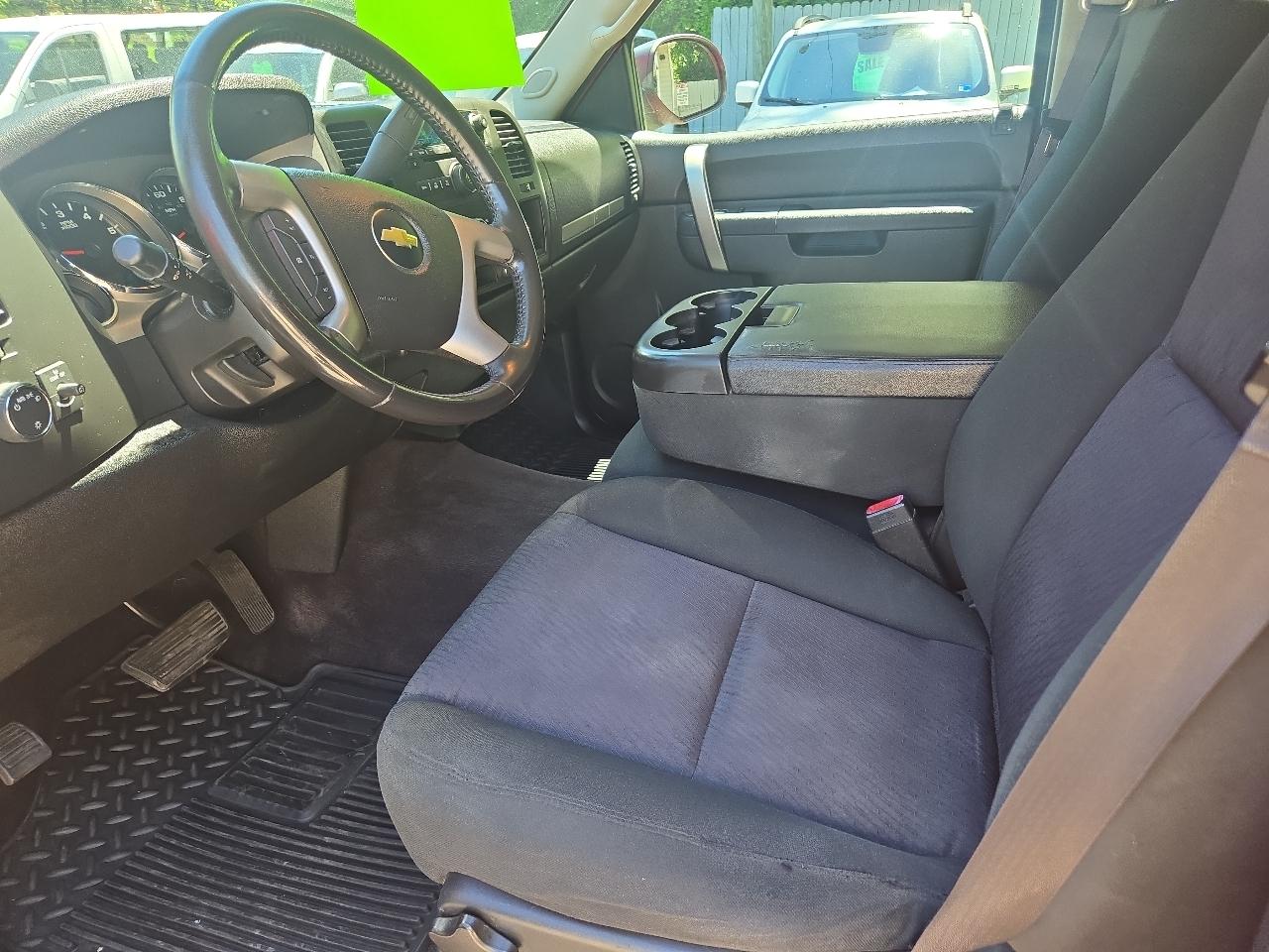 Chevrolet Silverado 1500 4WD Crew Cab 143.5" LT 2013