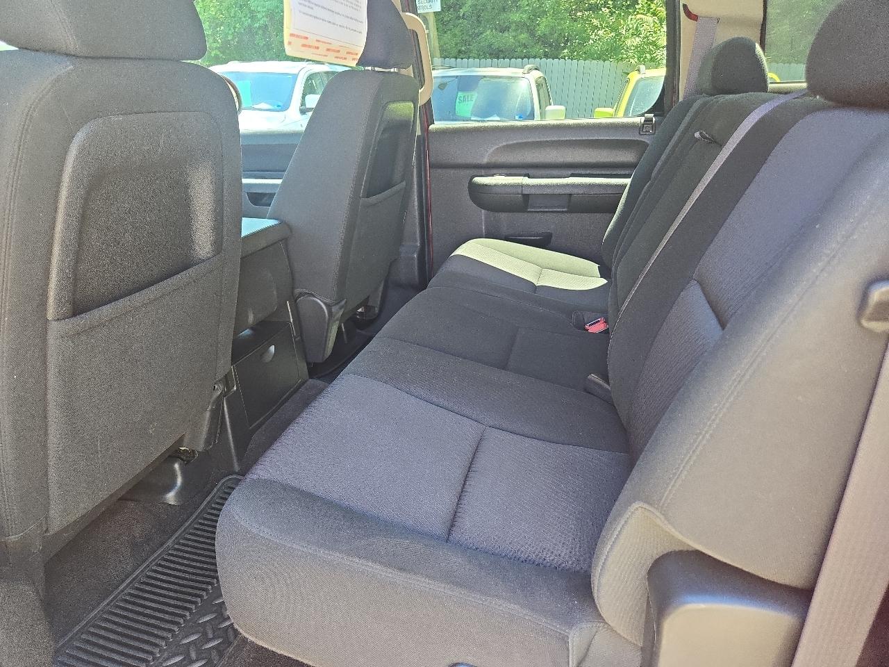 Chevrolet Silverado 1500 4WD Crew Cab 143.5" LT 2013