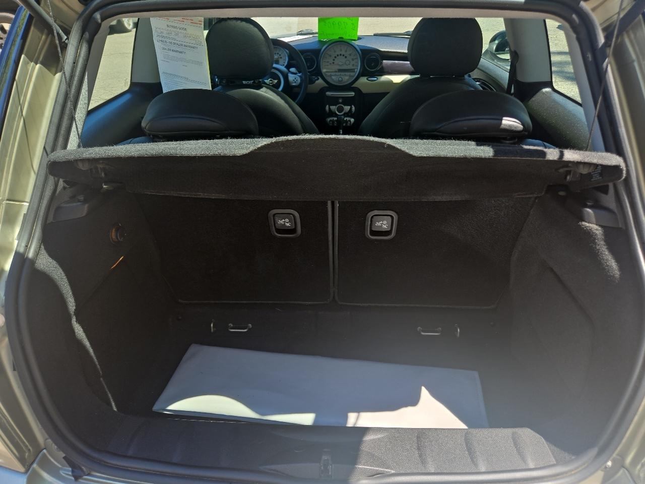 MINI Cooper Hardtop 2dr Cpe 2008