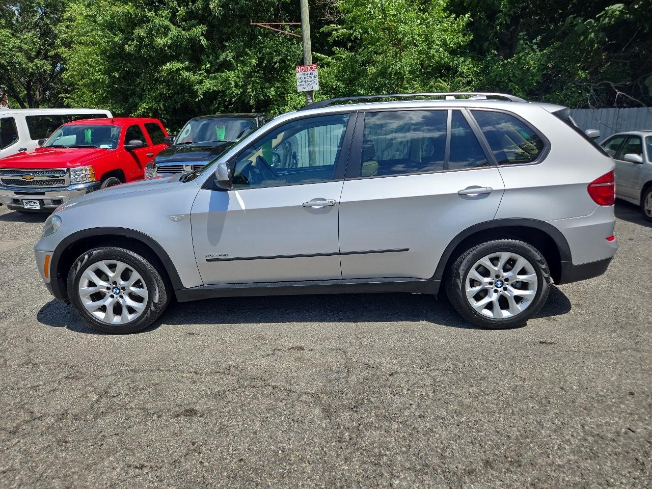 BMW X5 AWD 4dr 35i 2011