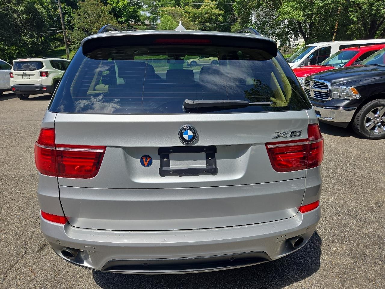 BMW X5 AWD 4dr 35i 2011