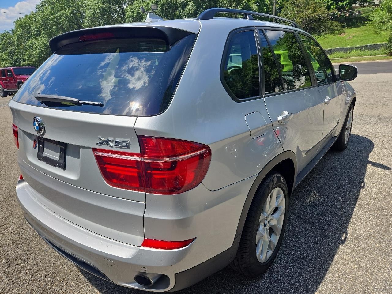 BMW X5 AWD 4dr 35i 2011