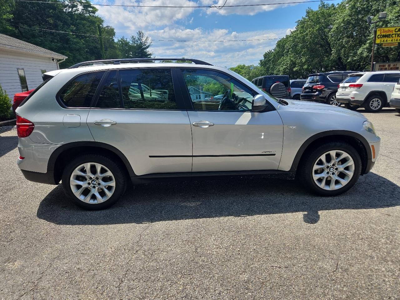 BMW X5 AWD 4dr 35i 2011