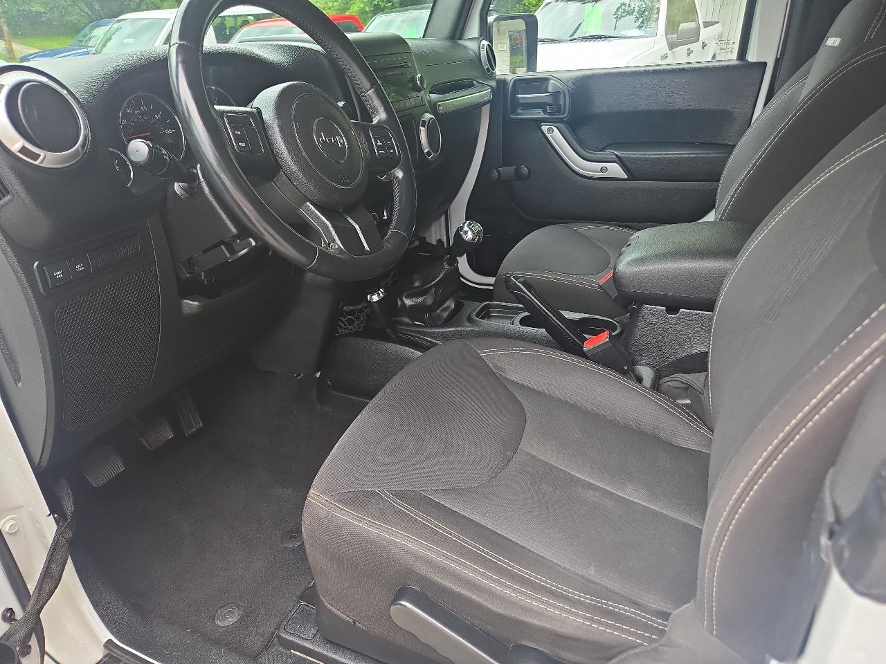 Jeep Wrangler 4WD 2dr Rubicon 2015
