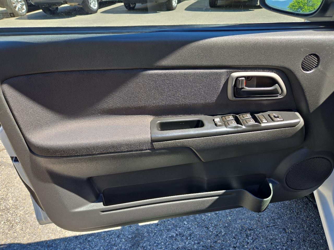 Chevrolet Colorado Crew Cab 126.0" WB 4WD 1SB LS Z85 2005