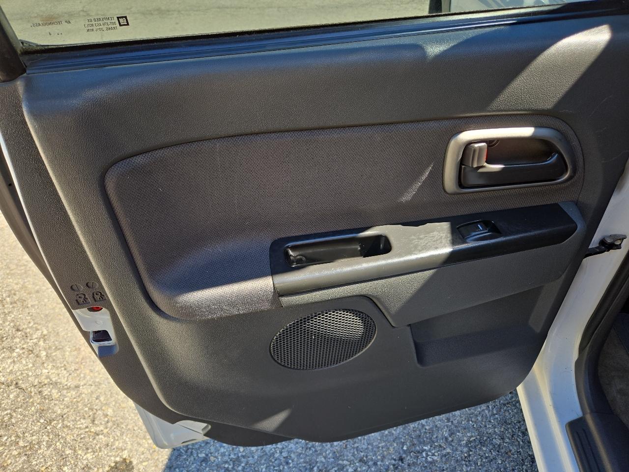 Chevrolet Colorado Crew Cab 126.0" WB 4WD 1SB LS Z85 2005