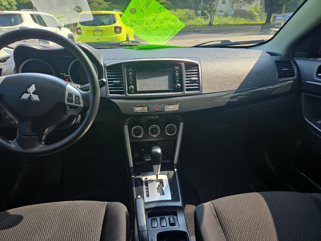 Mitsubishi Lancer SEL 2.4 AWC CVT 2017