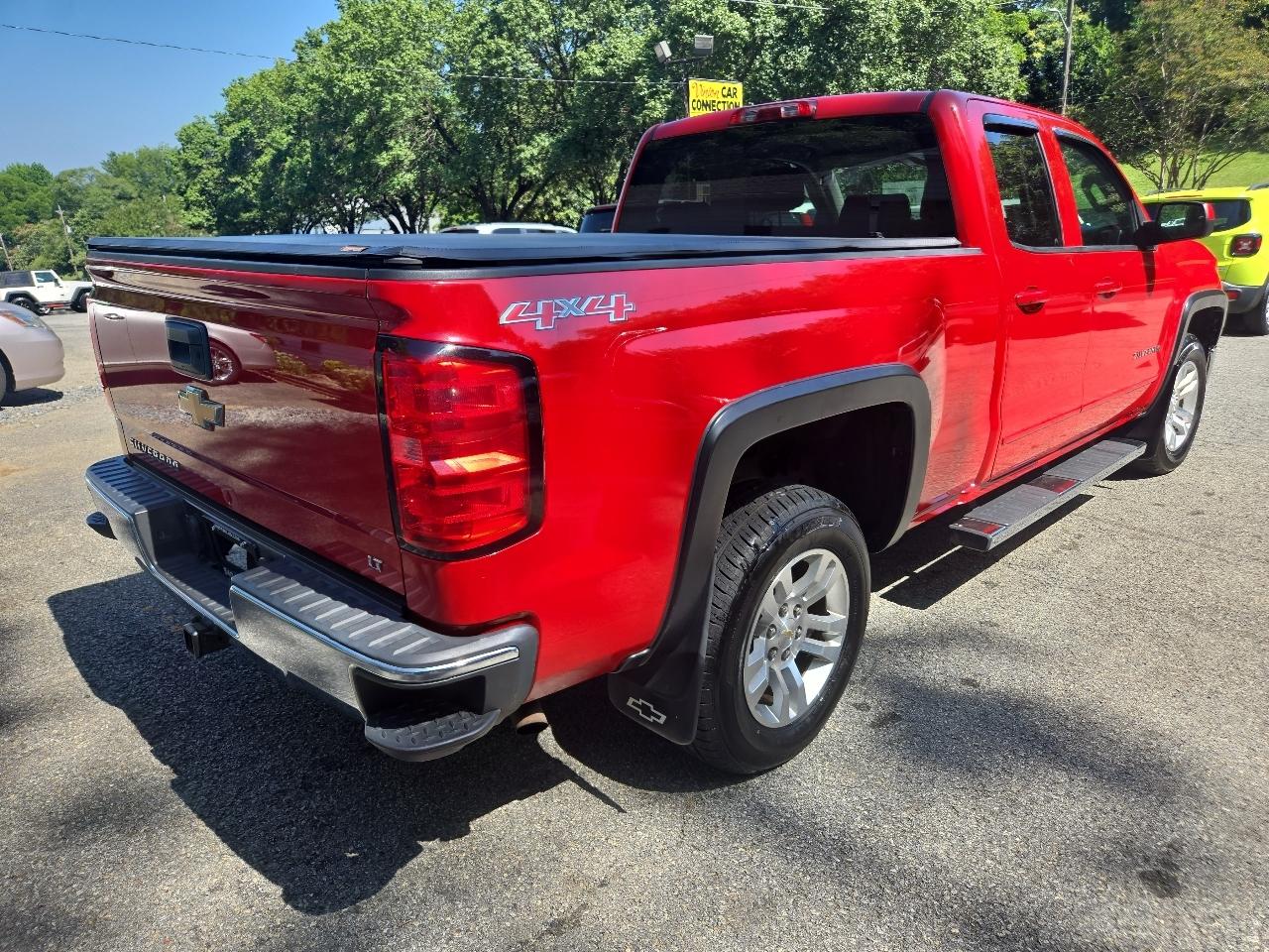 Chevrolet Silverado 1500 4WD Double Cab 143.5" LT w/1LT 2015