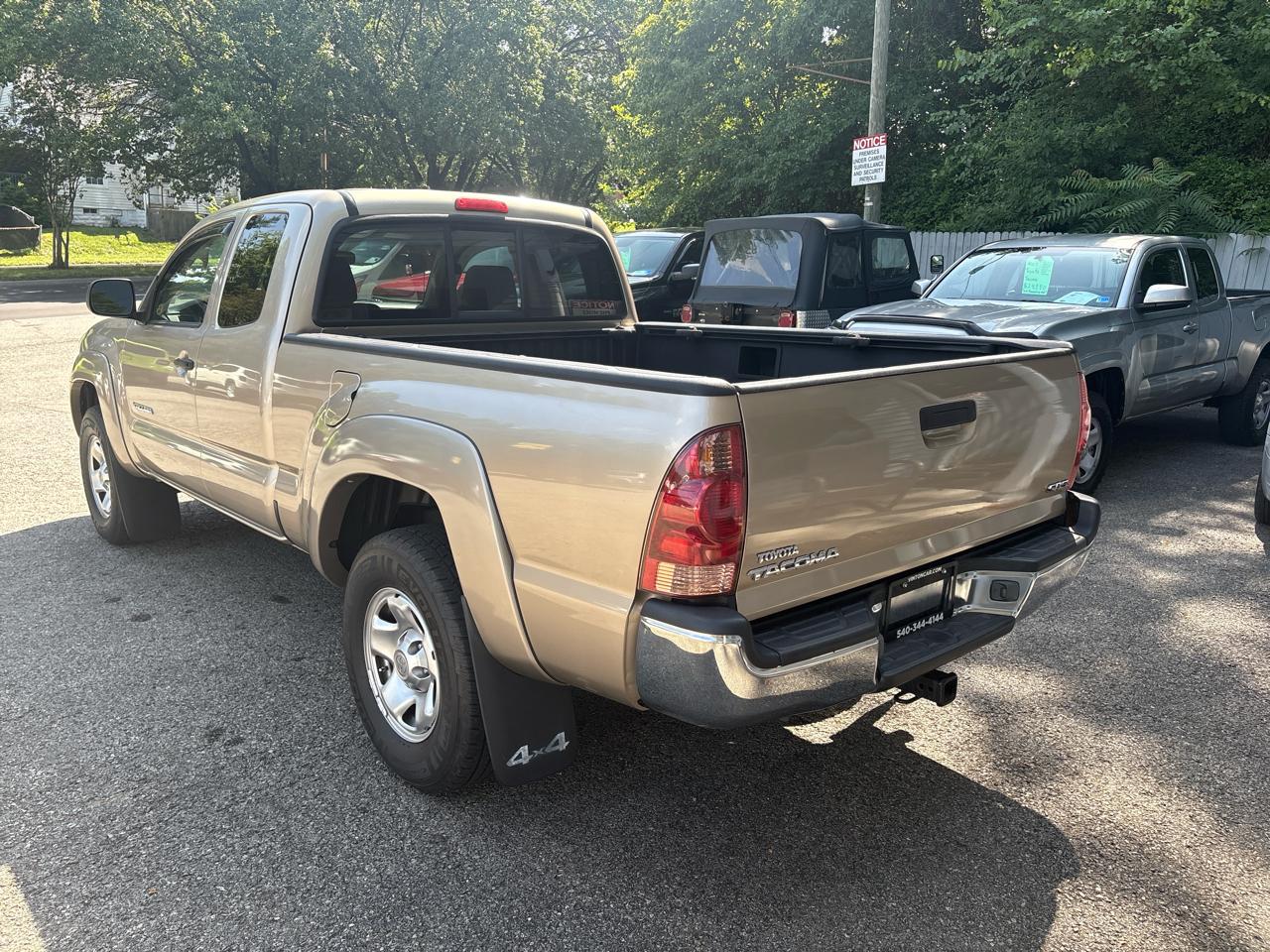 Toyota Tacoma 4WD Access I4 MT (Natl) 2007