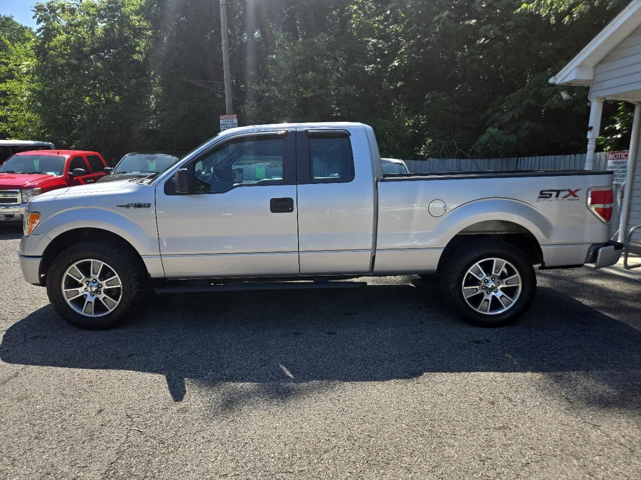 Ford F-150 4WD SuperCab 145" Lariat 2014