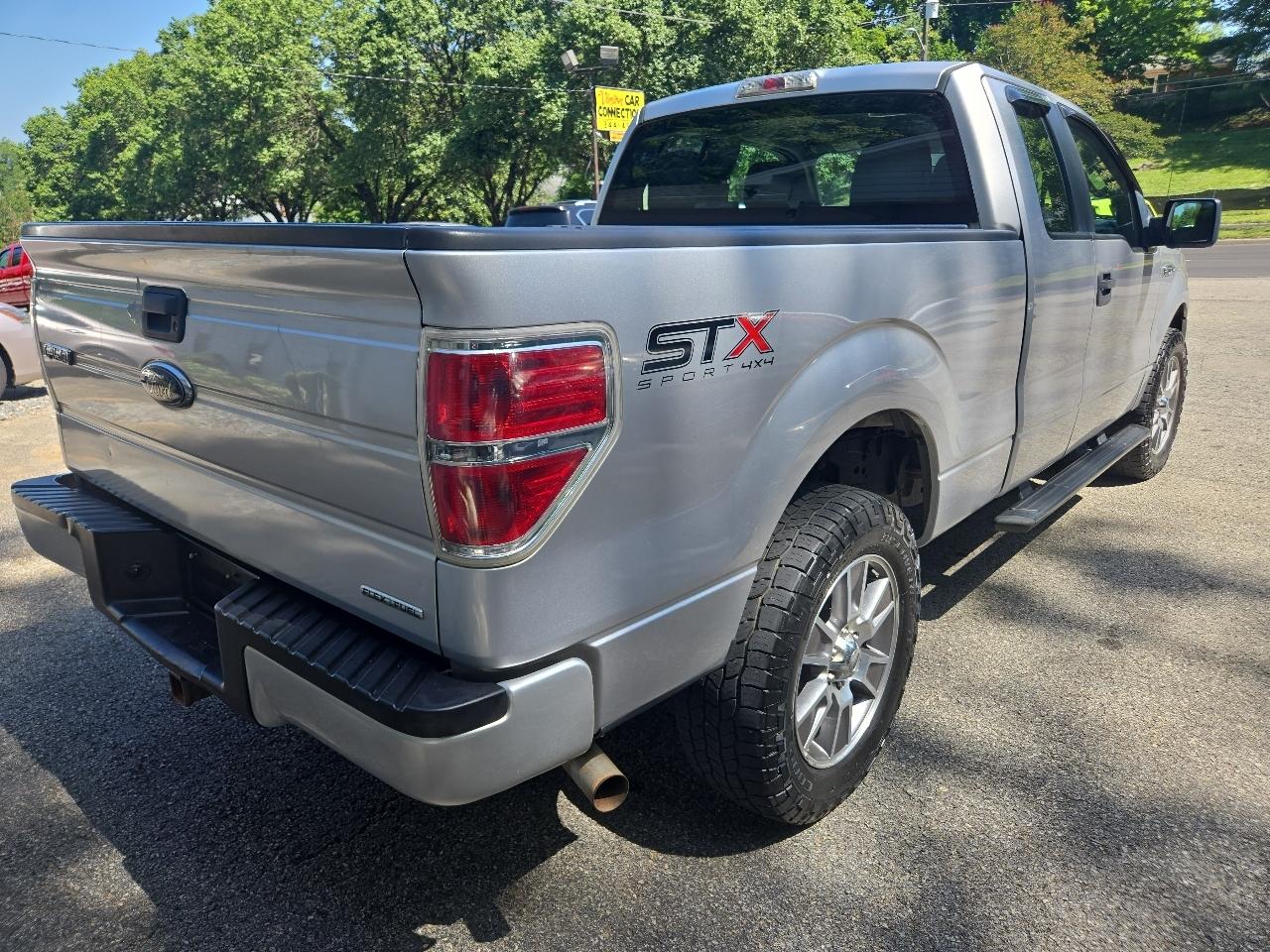 Ford F-150 4WD SuperCab 145" Lariat 2014
