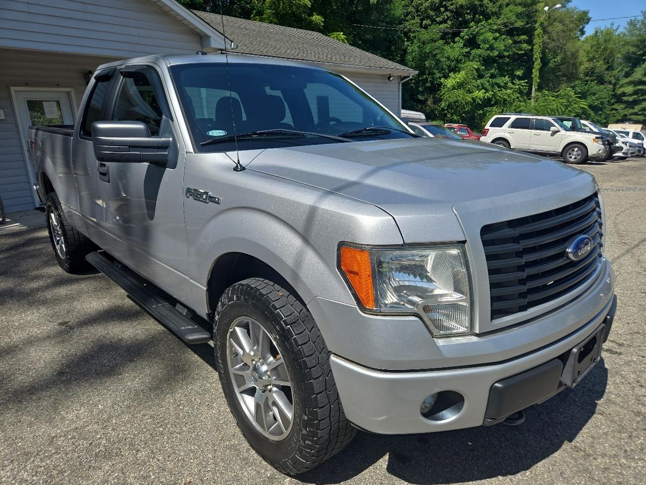 Ford F-150 4WD SuperCab 145" Lariat 2014