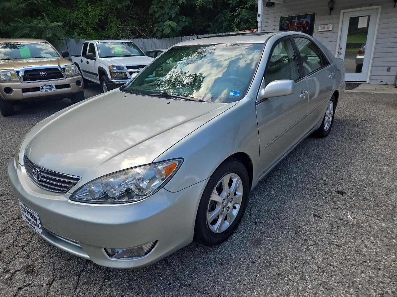2006 Toyota Camry 4dr Sdn LE V6 Auto (Natl)