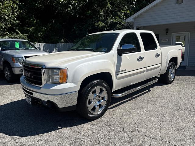 2011 GMC Sierra 1500 SLT Crew Cab 4WD