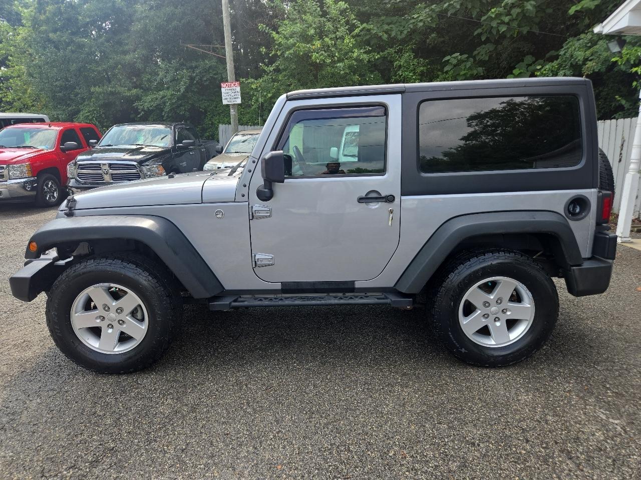 Jeep Wrangler 4WD 2dr Sport 2016