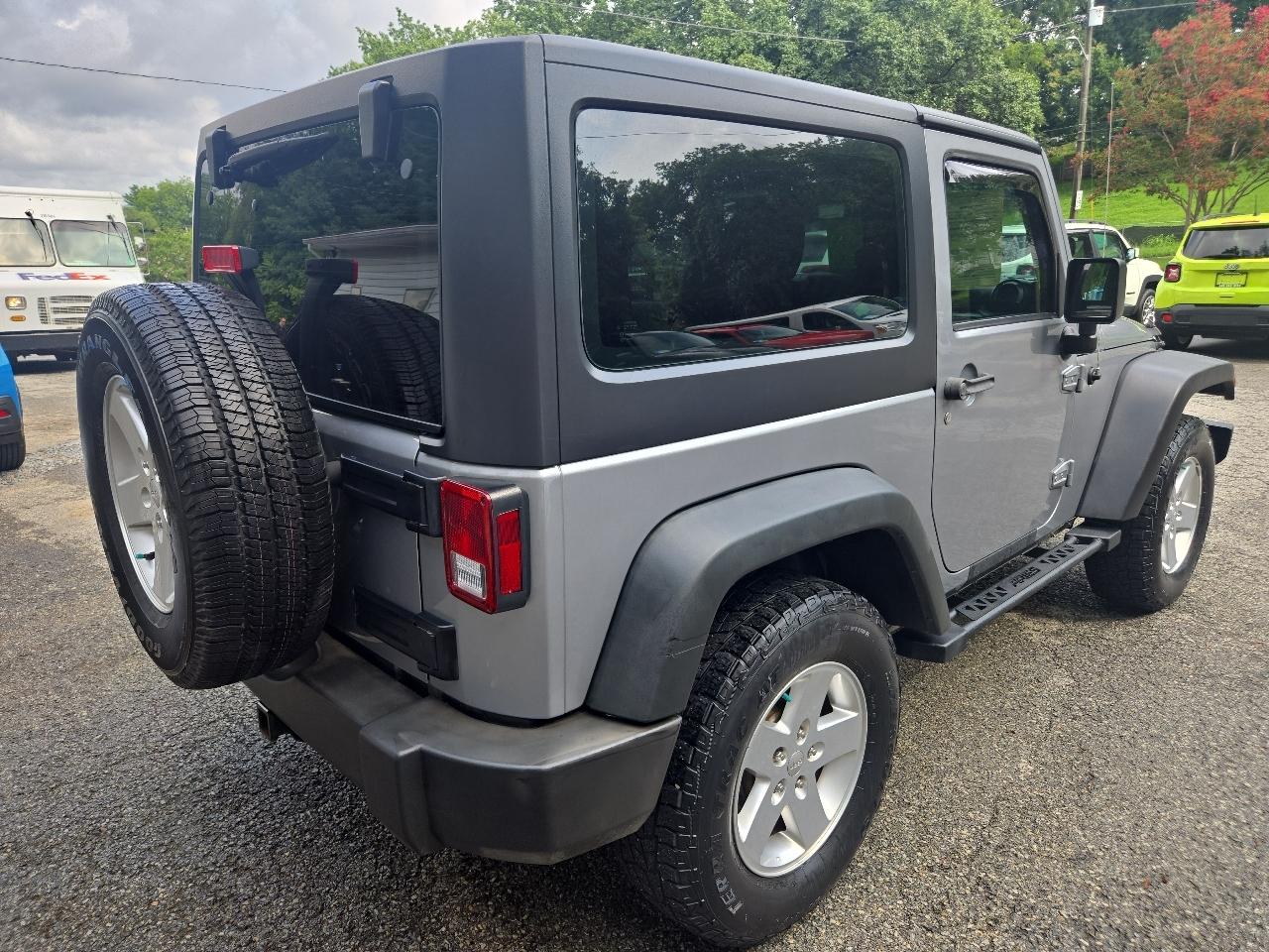 Jeep Wrangler 4WD 2dr Sport 2016