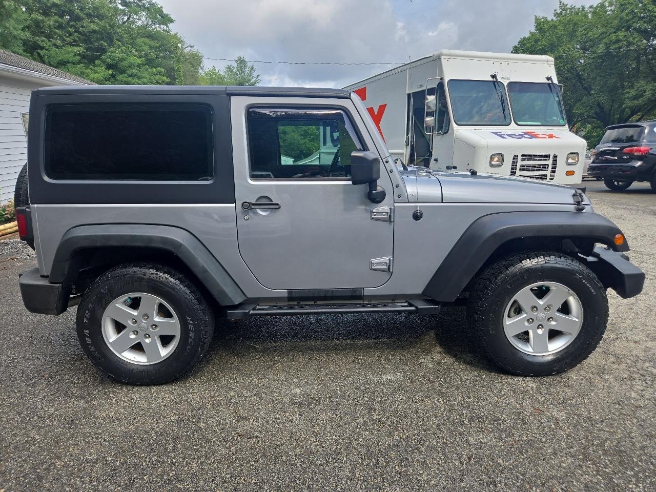 Jeep Wrangler 4WD 2dr Sport 2016