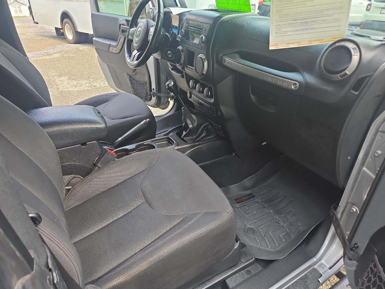 Jeep Wrangler 4WD 2dr Sport 2016