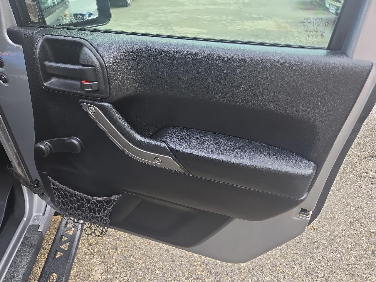 Jeep Wrangler 4WD 2dr Sport 2016