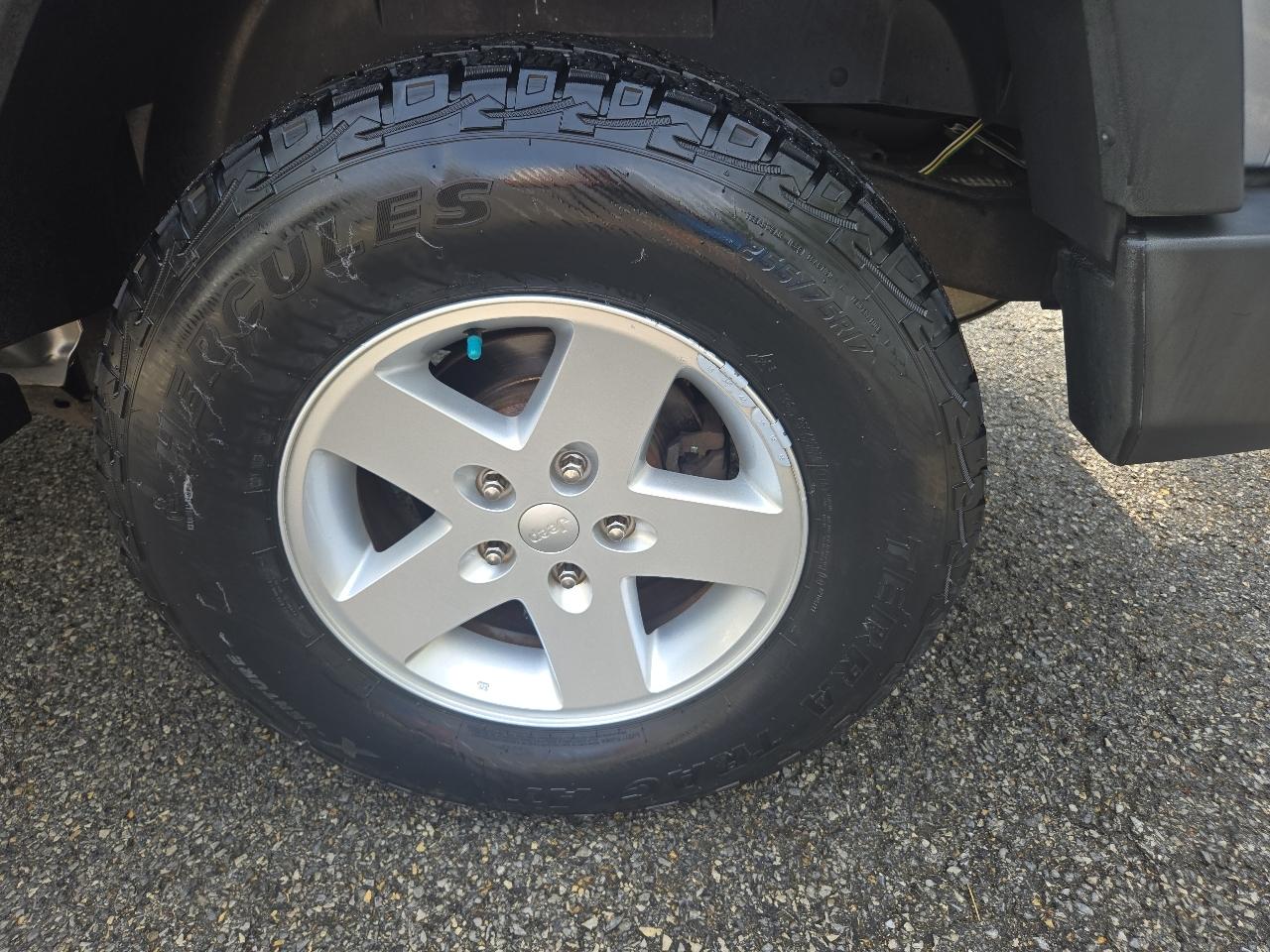 Jeep Wrangler 4WD 2dr Sport 2016