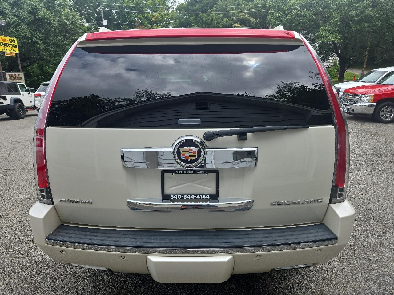 Cadillac Escalade AWD 4dr Platinum 2014